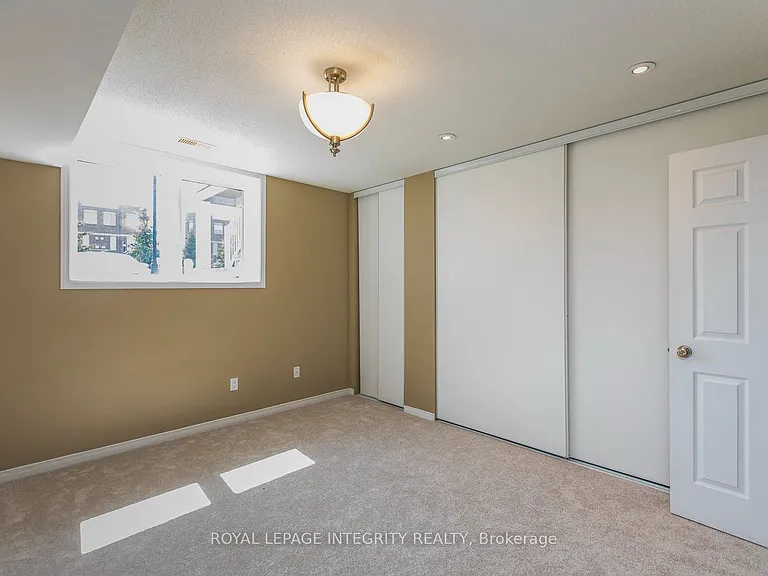 146 Berrigan Dr — Photo 27