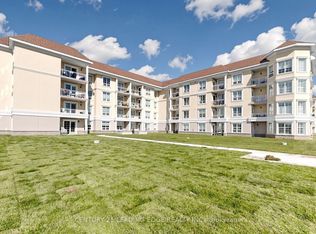 21 Brookhouse Dr #208, Clarington, ON L1B0V4