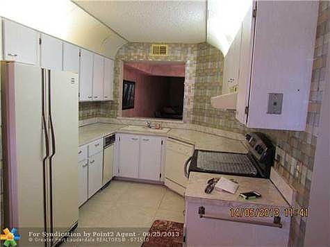 3rd image of 23370 Carolwood Ln #104
