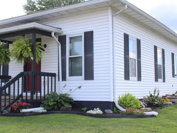 220 W Clifton STREET, Tomah, WI 54660