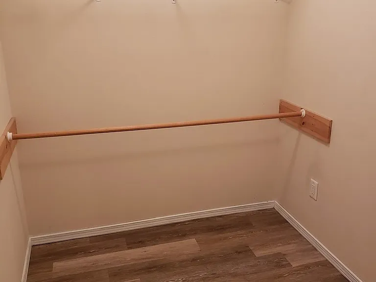 4303 S Sulgrove Ave — Photo 12