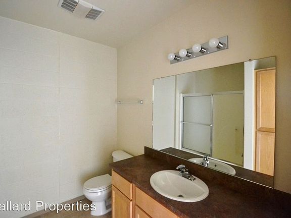 4th image of 1933 Garden Ave APT 7