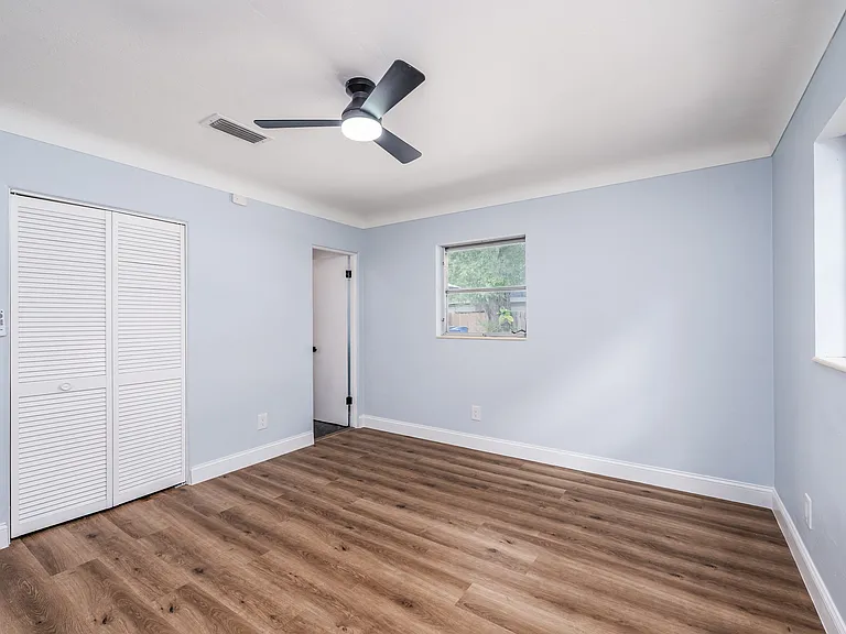 3372 Webber St — Photo 14