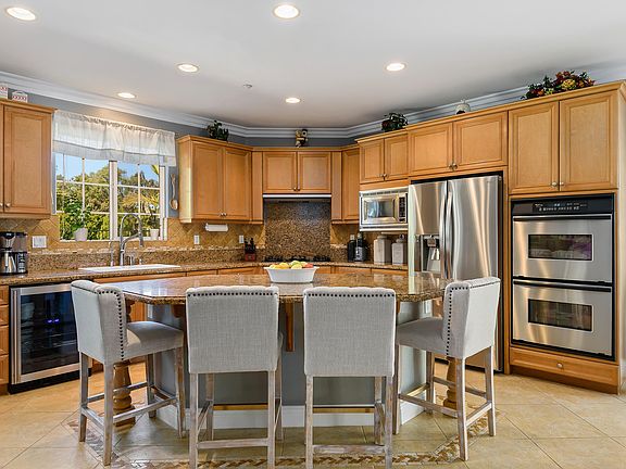 2nd image of 3419 Glen Abbey Ln