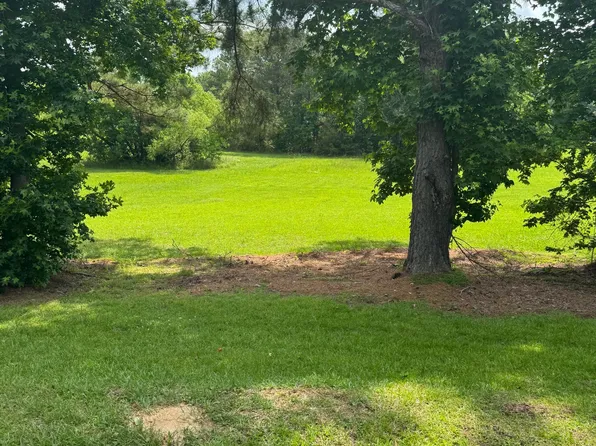 Hickory Rd, Ridgeland, MS 39157