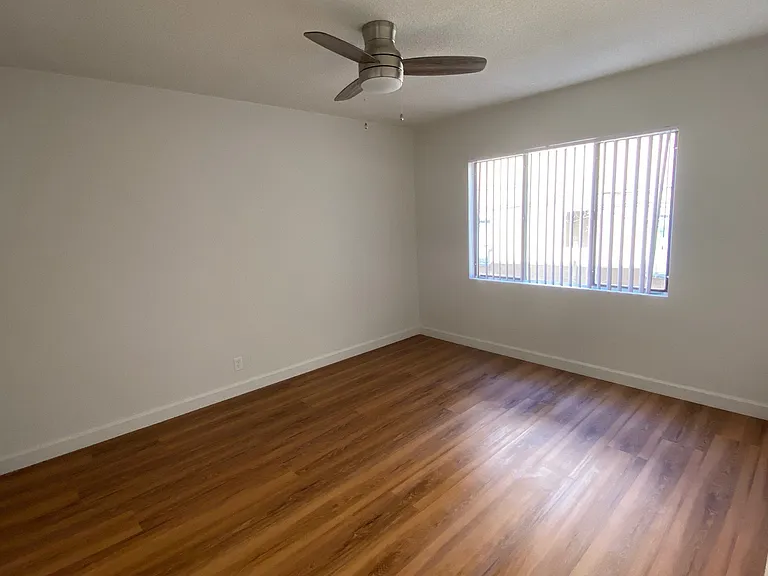 4423 Santa Rosalia Dr. — Photo 17