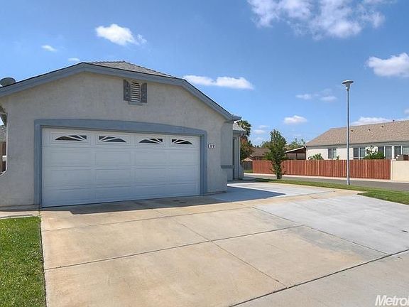 3rd image of 8282 Sannam Way