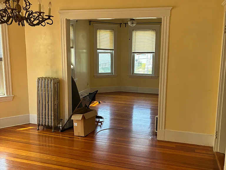 27 Irma Ave #2 — Photo 10