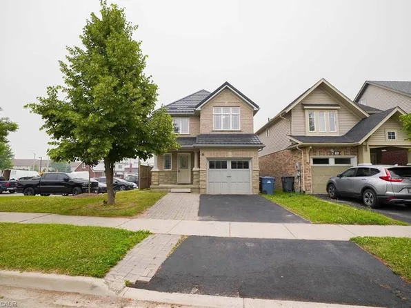 18 Heritage Dr, Guelph, ON N1G 0B2