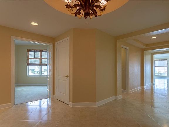 5th image of 100 Beach Dr NE Unit 1001