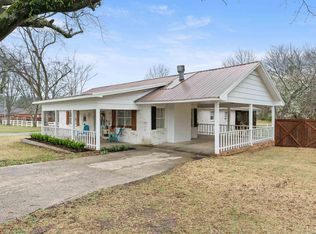 2038 Eastern Valley Rd, Bessemer, AL 35022