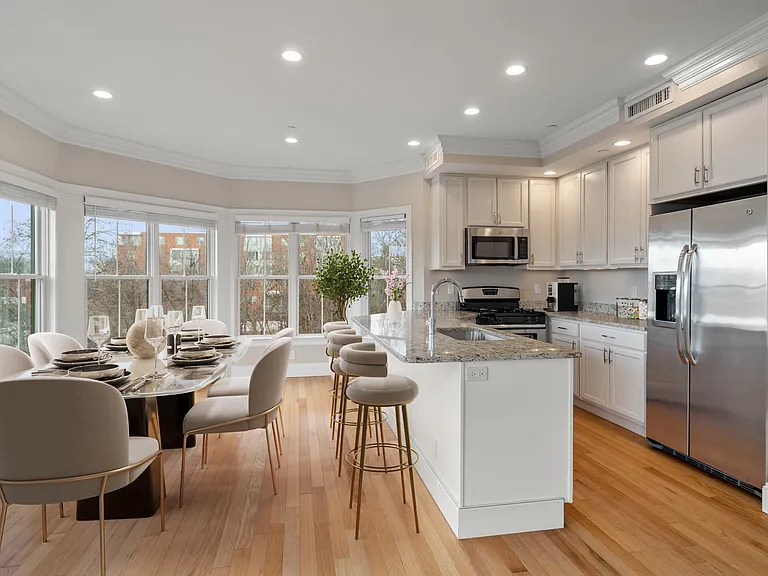 150 Chestnut Hill Ave — Photo 4