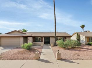 657 W Laguna Azul Ave, Mesa, AZ 85210