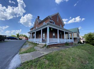 28 Stoney Point Rd #A, New Oxford, PA 17350