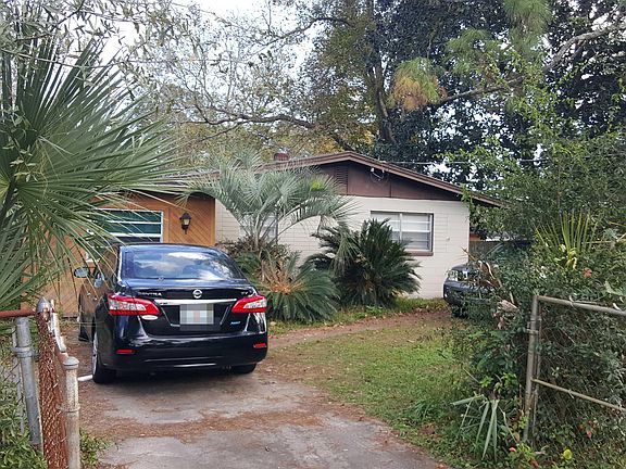 2nd image of 2103 Sunrise Dr