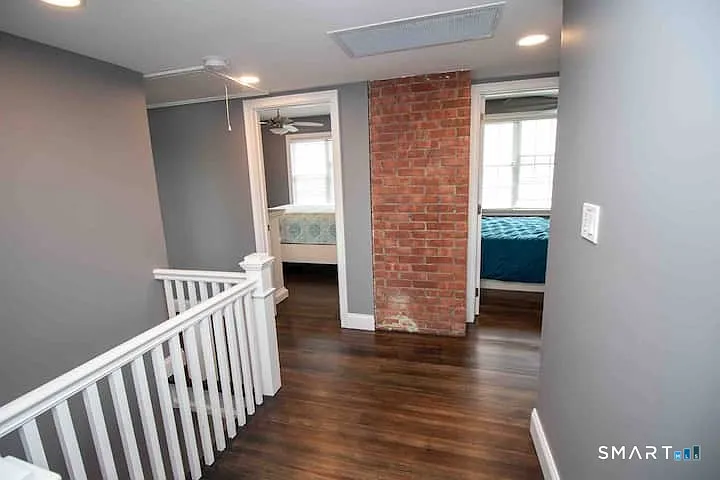 21 Groveway #21 — Photo 31