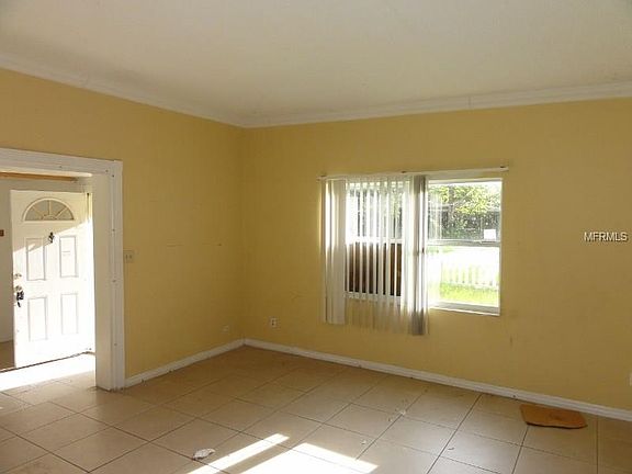 5th image of 1717 Furey Dr