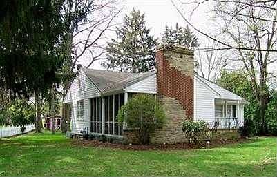 3rd image of 3212 Angleterre Blvd