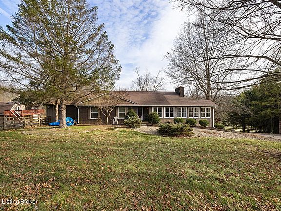 2nd image of 1405 Robertson Dr