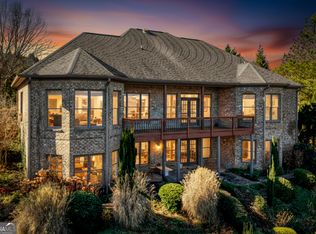 100 Fox Paw Leaf Ct, Ellijay, GA 30536