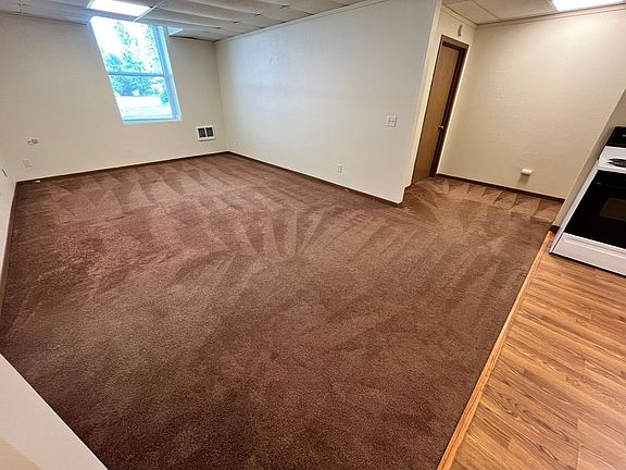 3rd image of 144 E Lincoln Ave #4
