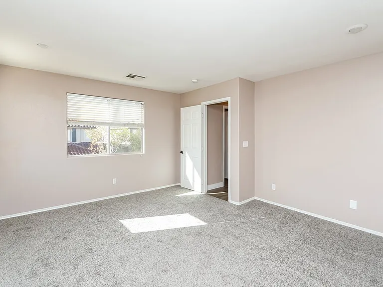 970 Medina De Leon Ave — Photo 11