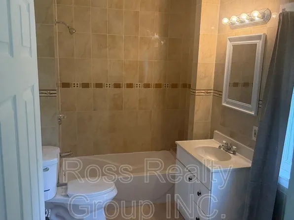 606 Earl St, Toledo, OH 43605