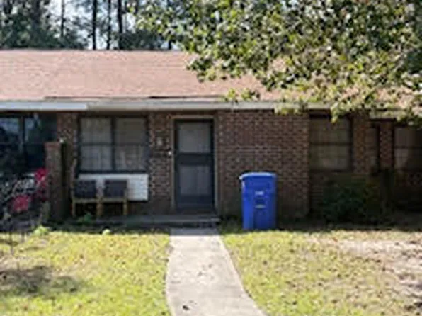 2705 Oak Leaf Dr, North Charleston, SC 29420