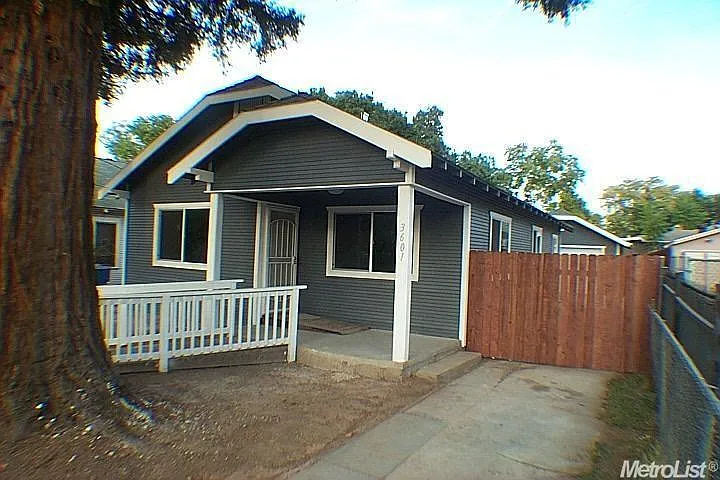 3601 38th St photo 1