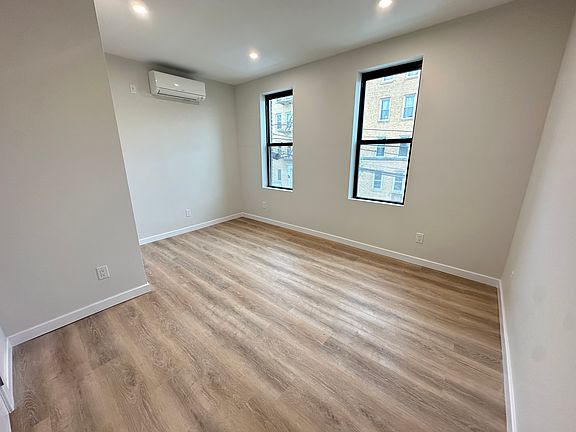 3rd image of 23-89 37th St #1