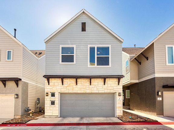 3rd image of 5843 Whitby Unit 3