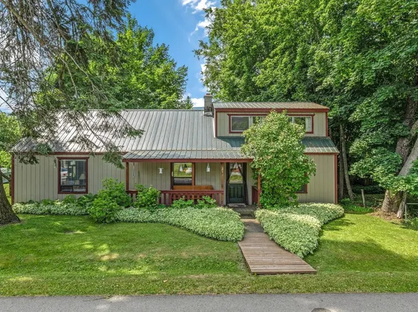 213 W 5th Ave, Clark Fork, ID 83811