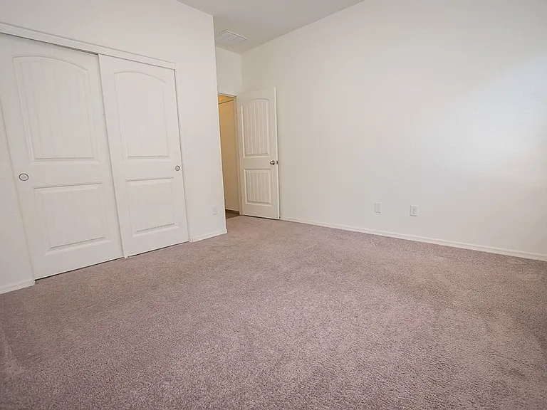 4223 Rocky Mountain Way — Photo 27