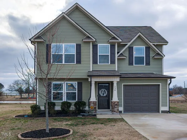 258 Denning Farms Ln, Benson, NC 27504