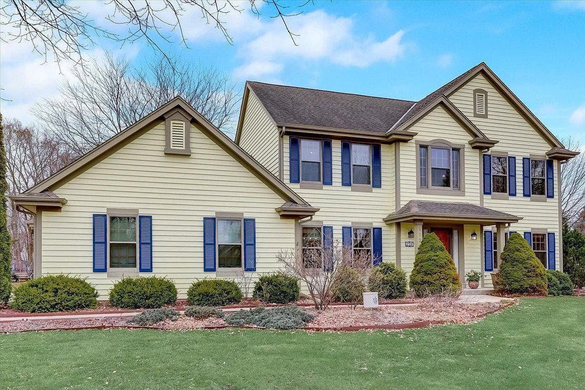 1724 Tallgrass Cir, Waukesha, WI 53188 Zillow