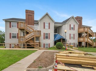 1300 Cedar Ridge Dr #E, Radford, VA 24141