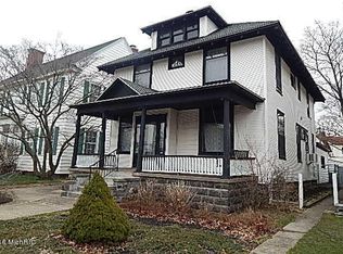 245 W Muskegon Ave, Muskegon, MI 49440