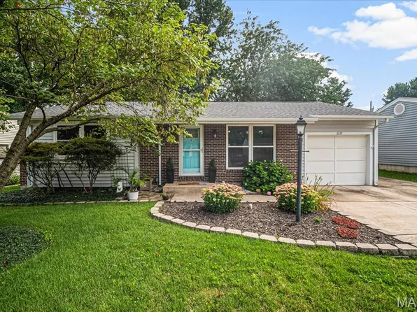 3239 Janton Ln, Saint Charles, MO 63301