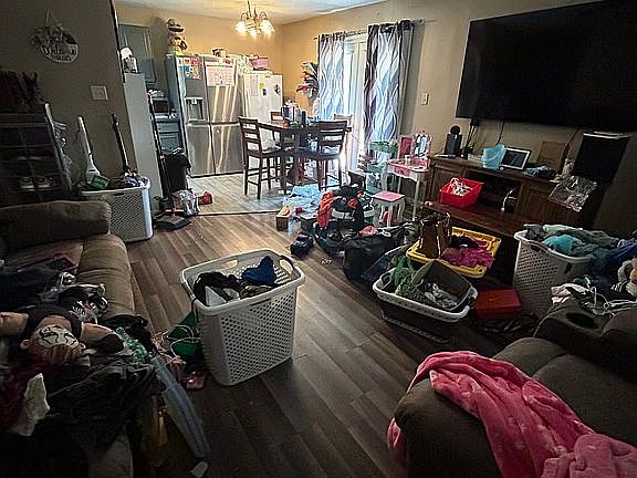 5th image of 17161 Cedar Dr