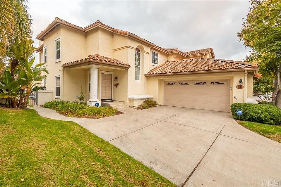 2nd image of 2529 La Costa Ave