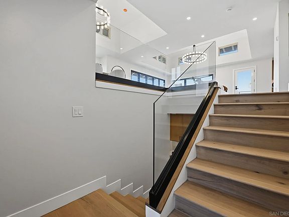 5th image of 4484 Long Branch Ave