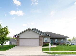 5802 Neptune Dr, Columbia, MO 65201