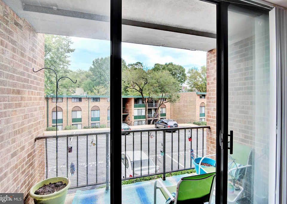 1st image of 481 N Armistead St APT 103