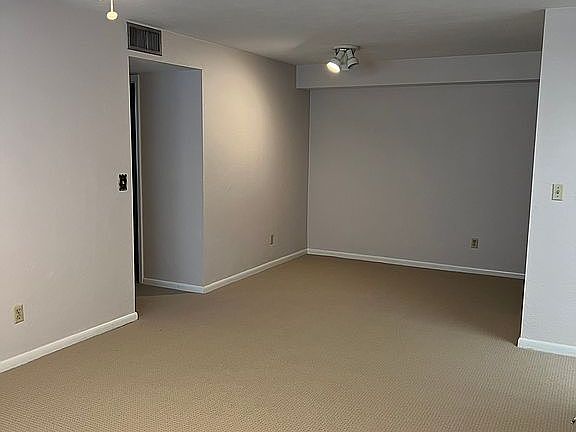 3rd image of 6142 Whiskey Creek Dr APT 611