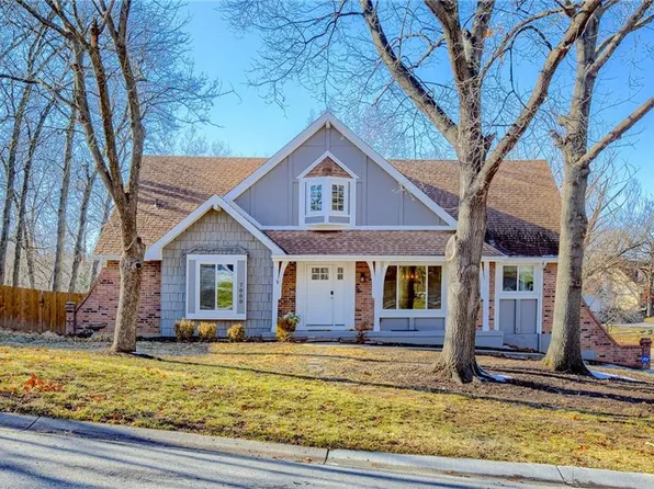 7000 Albervan St, Shawnee, KS 66216
