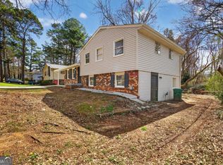 2717 Shelley Ln, Ellenwood, GA 30294