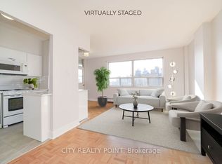 490 Eglinton Ave E #802, Toronto, ON M4P 1M4