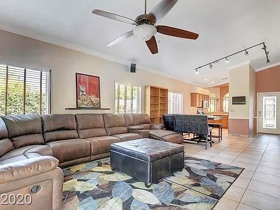 4th image of 467 Mountain Heights Ct