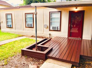 1439 Munger St #B, Houston, TX 77023