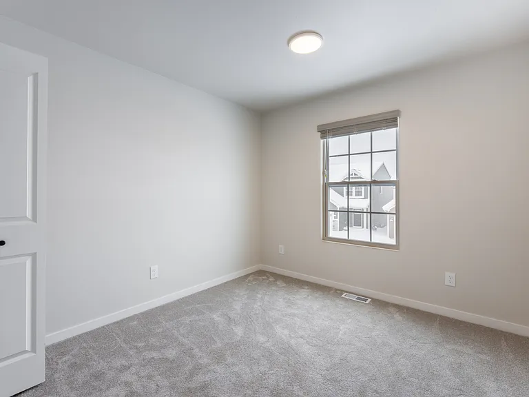 2328 Anchor Ave — Photo 7